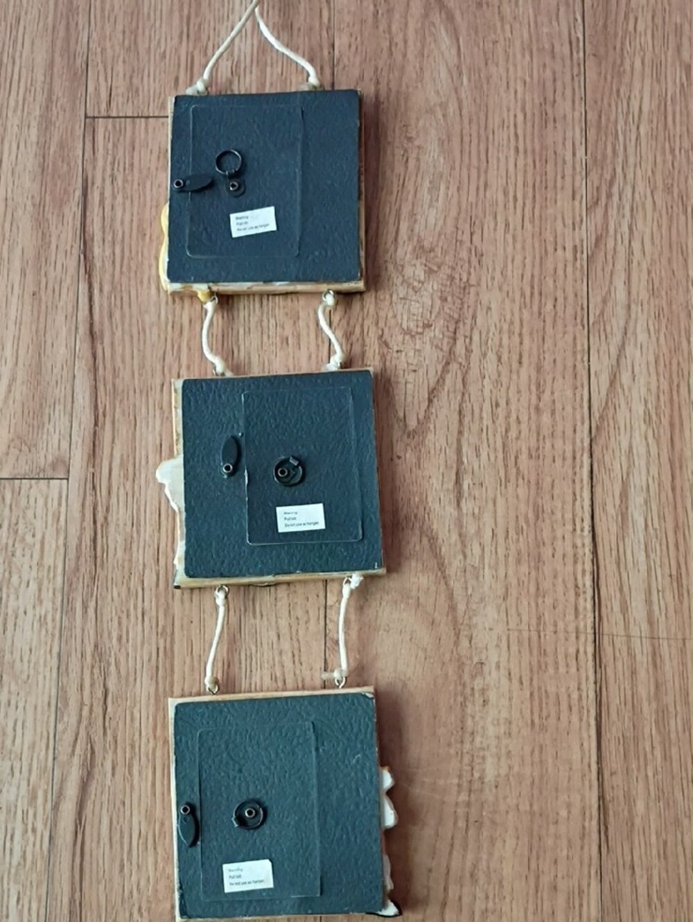 Chef-Themed Hanging Photo Frame Trio in White and Brown - Picture 5 of 6
